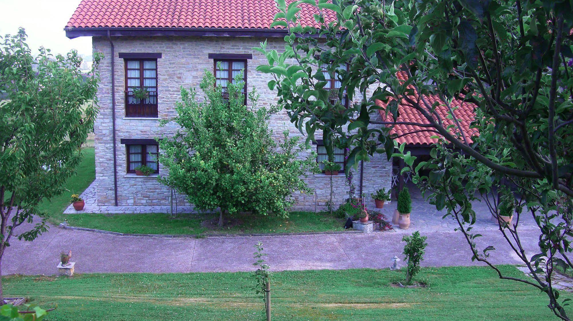 Hotel Rural Casona De Cefontes Exteriör bild